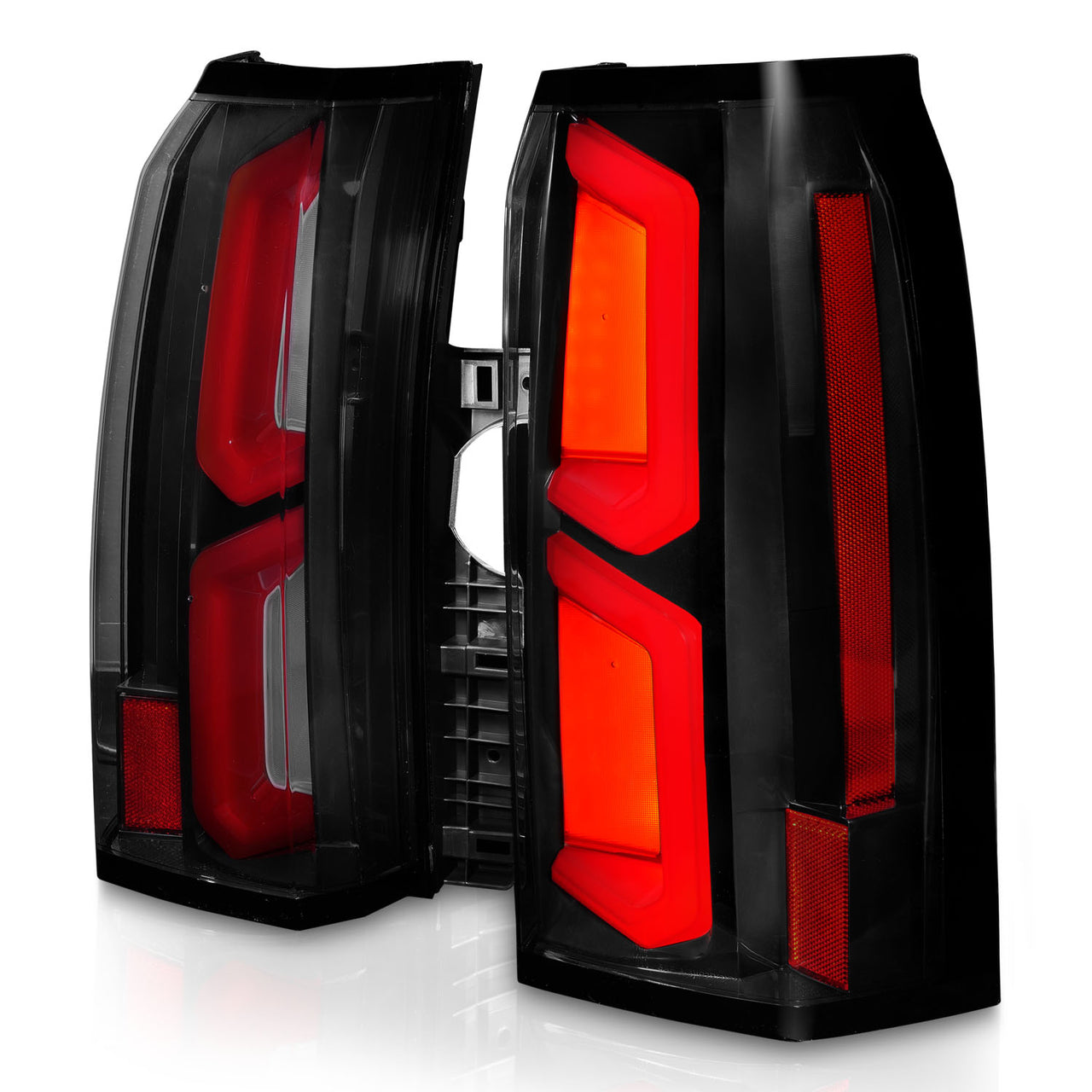CHEVY TAHOE/SUBURBAN 15-20 LED TAIL LIGHTS BLACK HOUSING SMOKE LENS W/ C-LIGHT BAR
