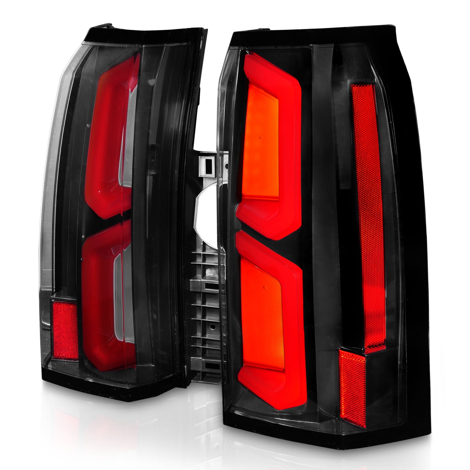 CHEVY TAHOE/SUBURBAN 15-20 LED TAIL LIGHTS BLACK HOUSING CLEAR LENS W/ C-LIGHT BAR